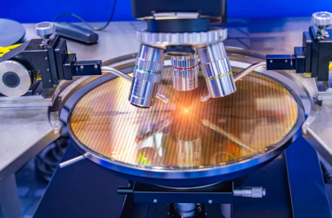 Ultraviolet lithography and semiconductor equipment 1